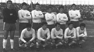 נבחרת ישראל בכדורגל במשחק נגד הולנד ב-1970. צילום: משה מילנר/לעמ
