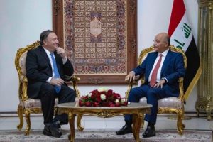 פומפאו עם ראש ממשלת עיראק 
