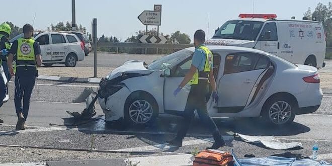 פצועים בתאונת דרכים בכניסה לקיבוץ ארז