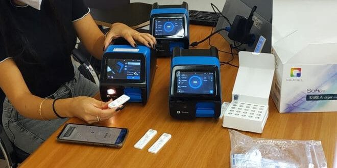 חברות התעופה בעולם החלו להצטייד בבדיקות אנטיגן